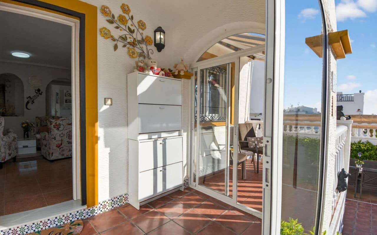 3 bedroom Terraced Villa for sale in Orihuela Costa with pool - € 239,000 (Ref: 9688483)