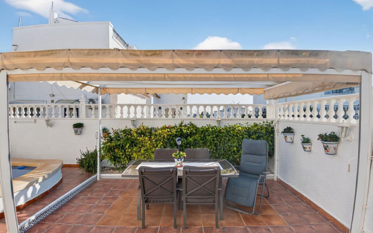 3 bedroom Terraced Villa for sale in Orihuela Costa with pool - € 239,000 (Ref: 9688483)