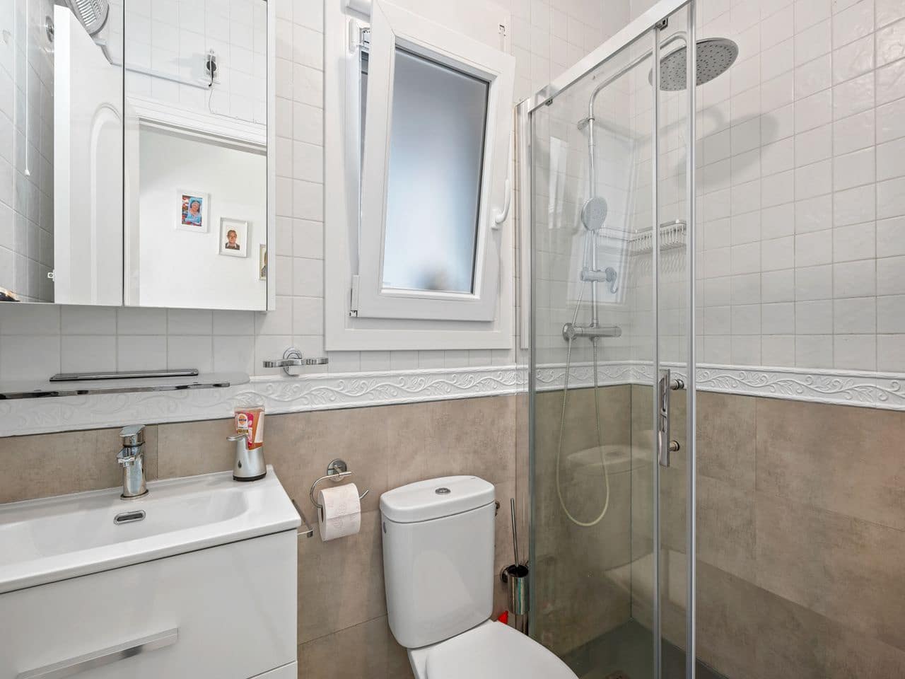 3 soveværelse Rækkehus til salg i Ciudad Quesada med swimmingpool - € 249.000 (Ref: 9691453)