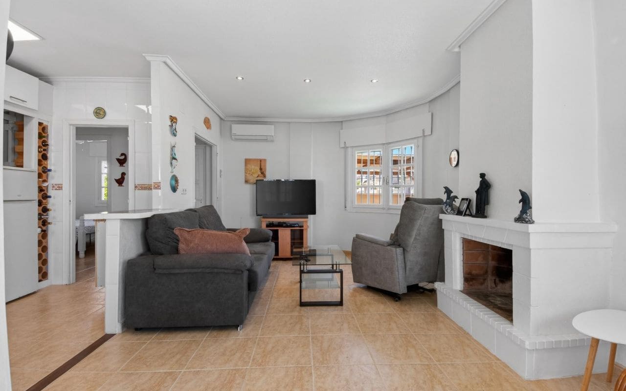 3 chambre Villa/Maison à vendre à Benijofar avec piscine - 319 000 € (Ref: 9707725)