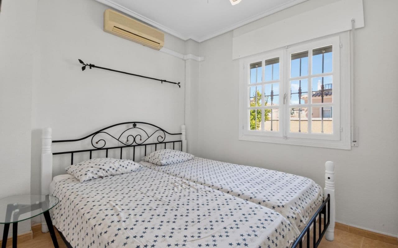 3 chambre Villa/Maison à vendre à Benijofar avec piscine - 319 000 € (Ref: 9707725)