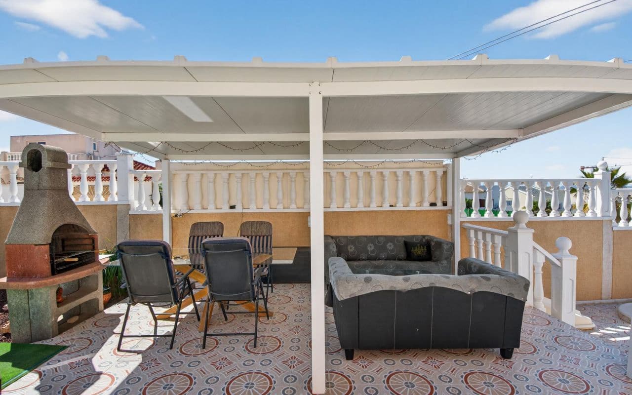 3 chambre Villa/Maison à vendre à Benijofar avec piscine - 319 000 € (Ref: 9707725)