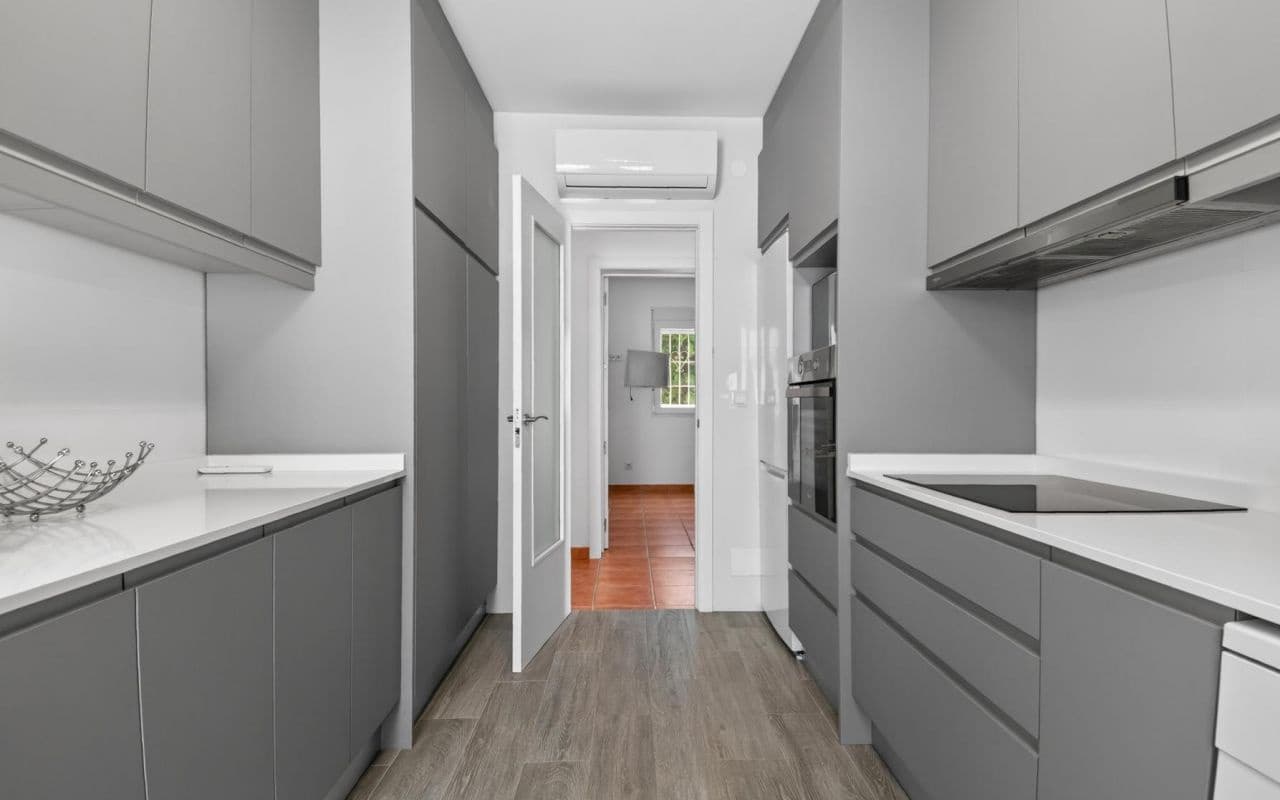 3 bedroom Villa for sale in Torrevieja with pool garage - € 735,000 (Ref: 9707967)