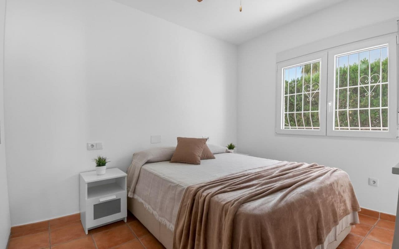 3 bedroom Villa for sale in Torrevieja with pool garage - € 735,000 (Ref: 9707967)