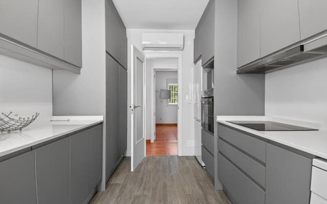 3 bedroom Villa for sale in Torrevieja with pool garage - € 735,000 (Ref: 9707967)