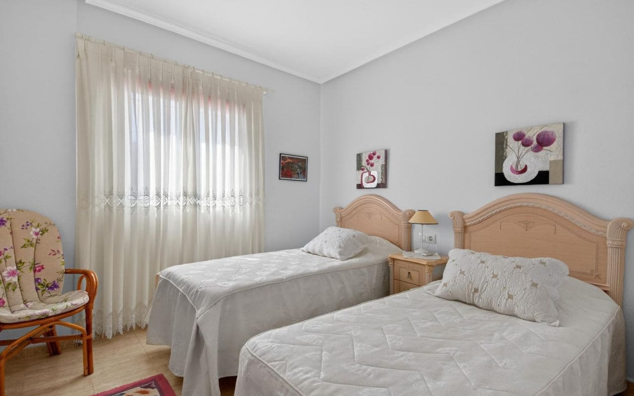 2 bedroom Terraced Villa for sale in Playa Flamenca with pool - € 309,000 (Ref: 9707968)