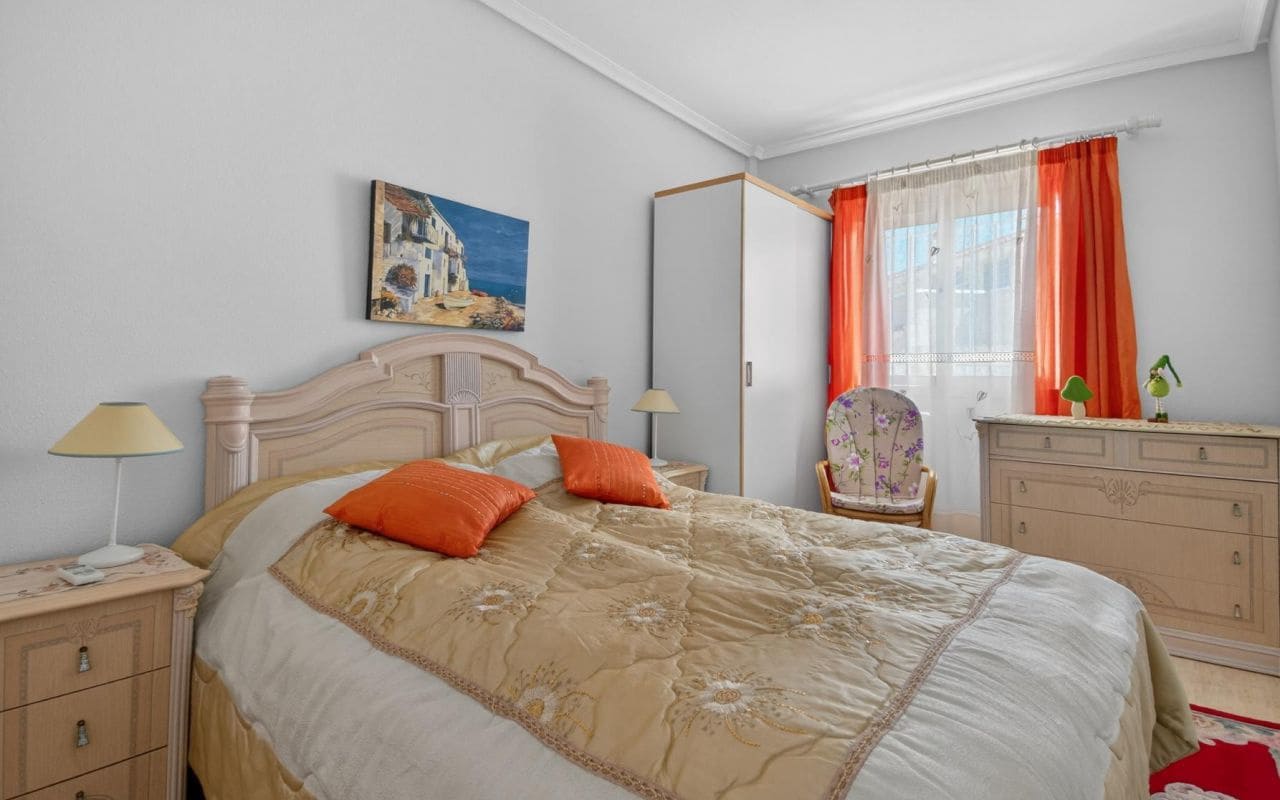 2 bedroom Terraced Villa for sale in Playa Flamenca with pool - € 309,000 (Ref: 9707968)