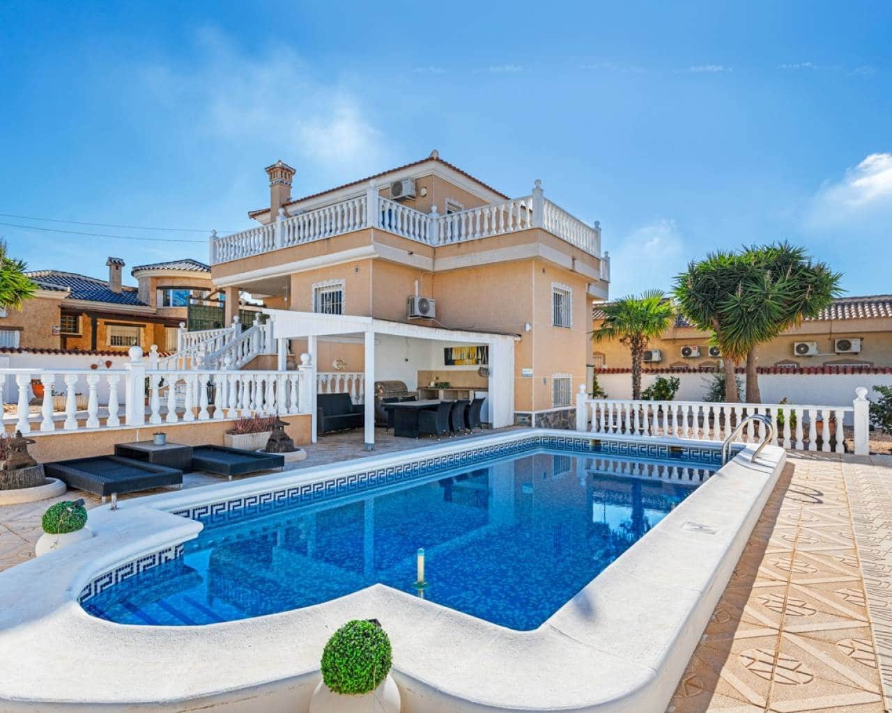 4 chambre Villa/Maison à vendre à Ciudad Quesada avec piscine - 540 000 € (Ref: 9713526)