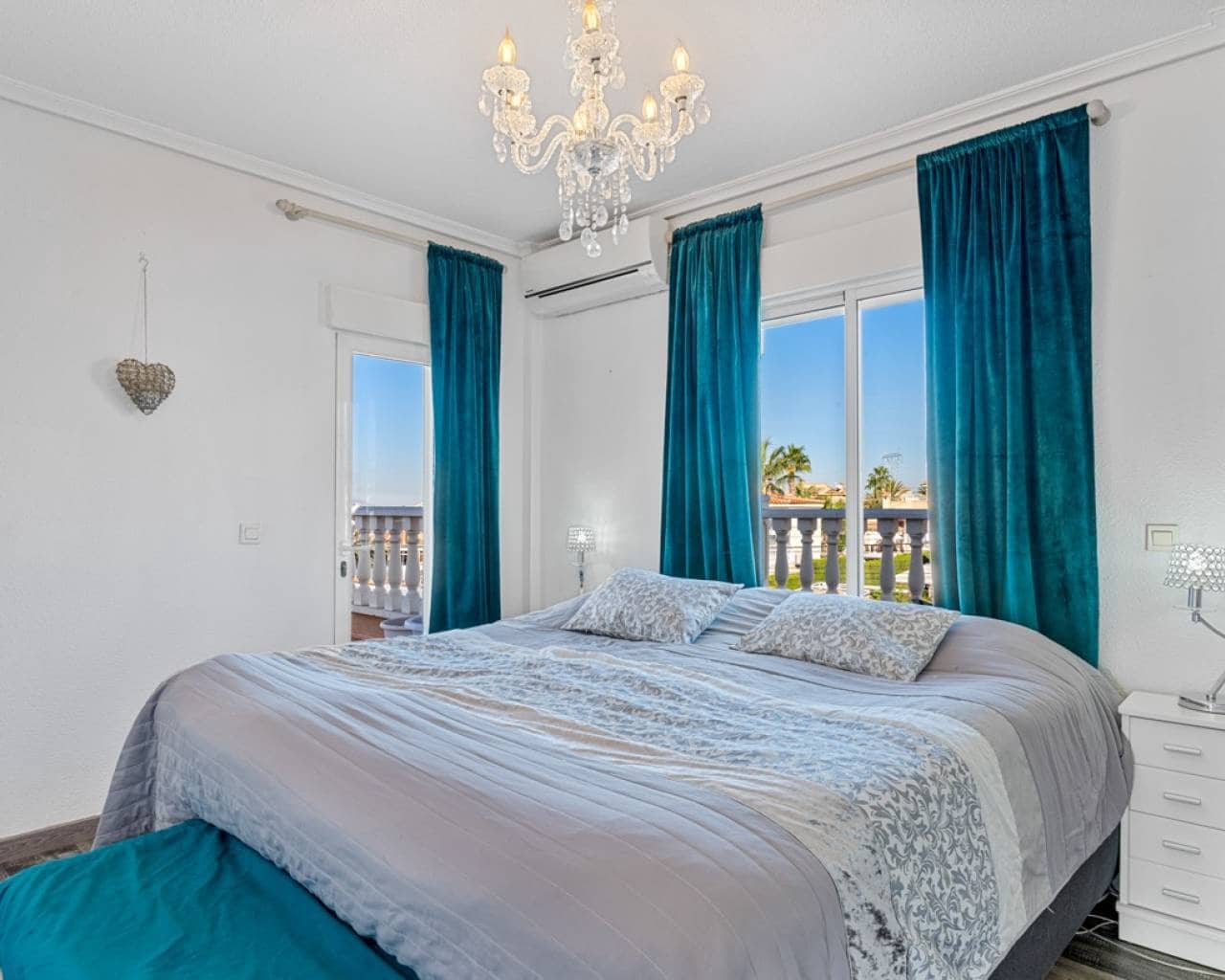 4 chambre Villa/Maison à vendre à Ciudad Quesada avec piscine - 540 000 € (Ref: 9713526)