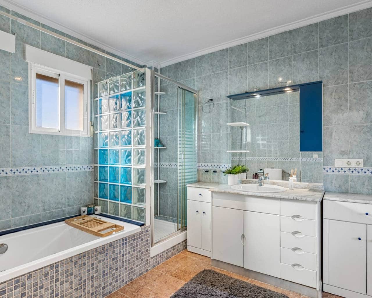 4 chambre Villa/Maison à vendre à Ciudad Quesada avec piscine - 540 000 € (Ref: 9713526)