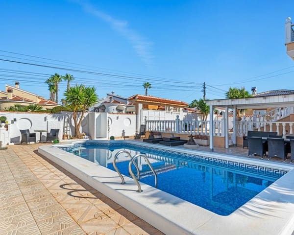 4 chambre Villa/Maison à vendre à Ciudad Quesada, Rojales avec piscine - 540 000 € (Ref: 9713526)