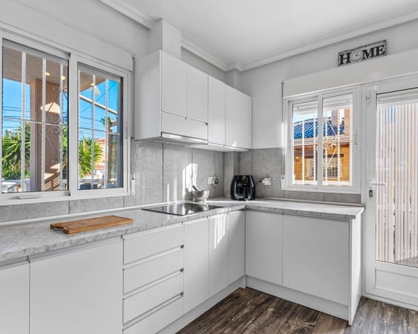 4 chambre Villa/Maison à vendre à Ciudad Quesada, Rojales avec piscine - 540 000 € (Ref: 9713526)