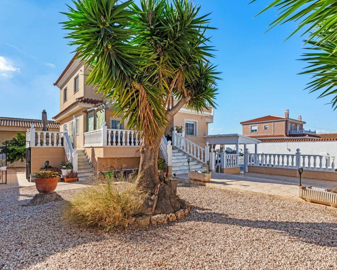 4 chambre Villa/Maison à vendre à Ciudad Quesada avec piscine - 540 000 € (Ref: 9713526)