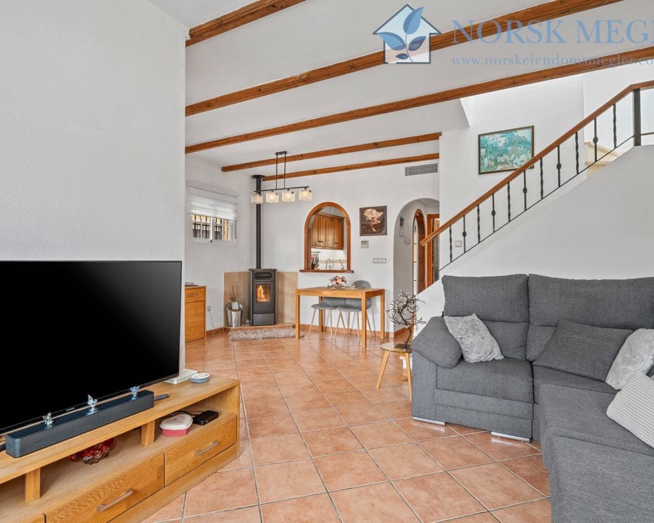 3 bedroom Villa for sale in Algorfa with pool - € 295,000 (Ref: 9720589)