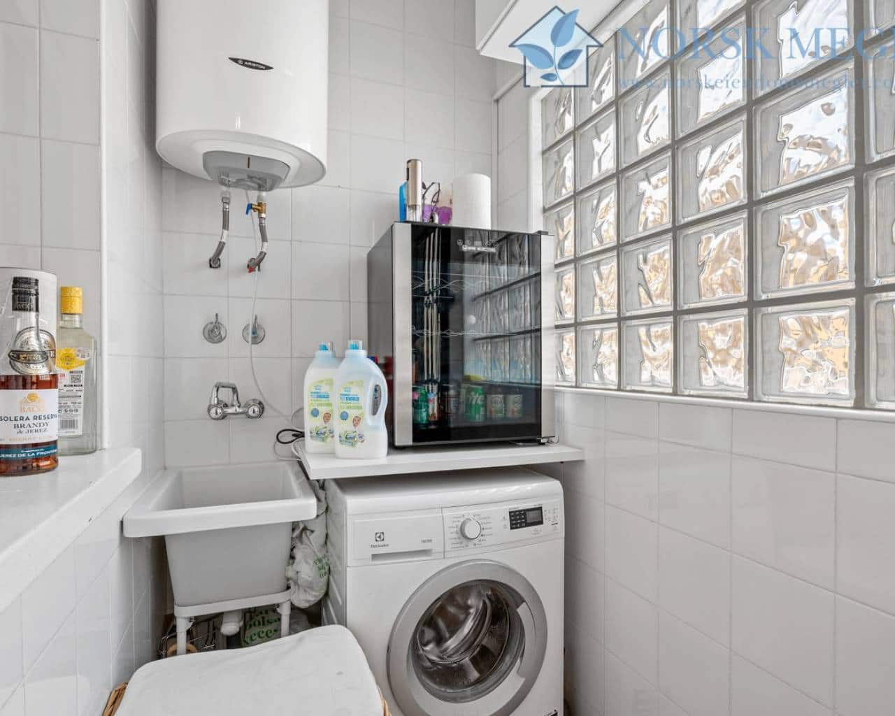 3 bedroom Villa for sale in Algorfa with pool - € 295,000 (Ref: 9720589)