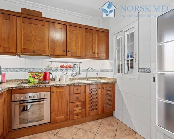 3 bedroom Villa for sale in Algorfa with pool - € 295,000 (Ref: 9720589)