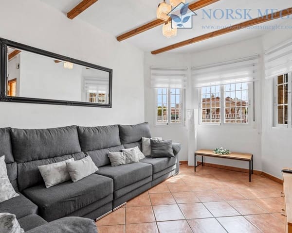 3 bedroom Villa for sale in Algorfa with pool - € 295,000 (Ref: 9720589)