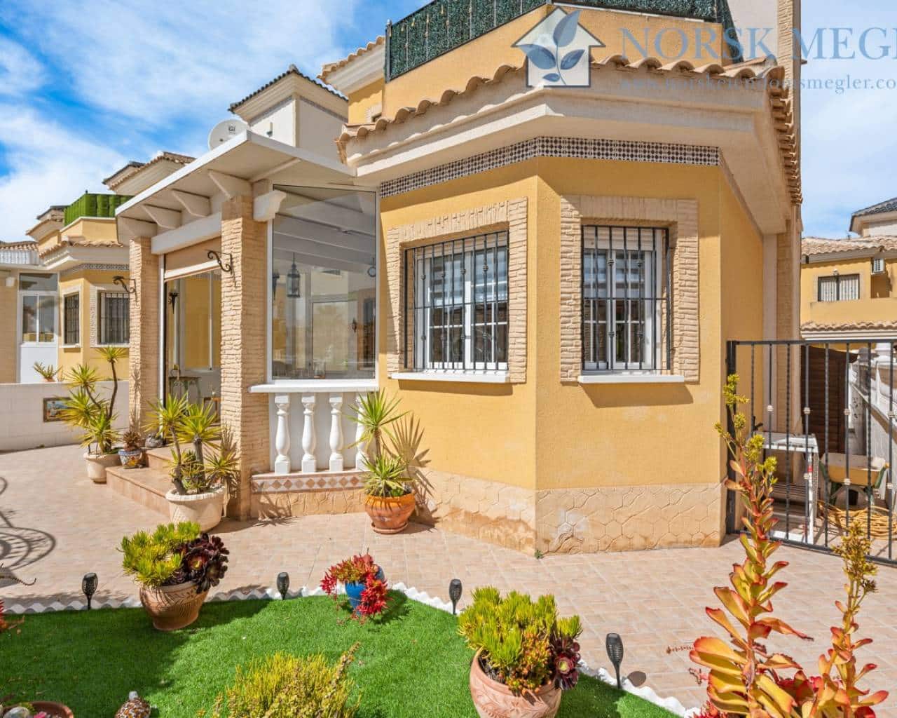 3 bedroom Villa for sale in Algorfa with pool - € 295,000 (Ref: 9720589)