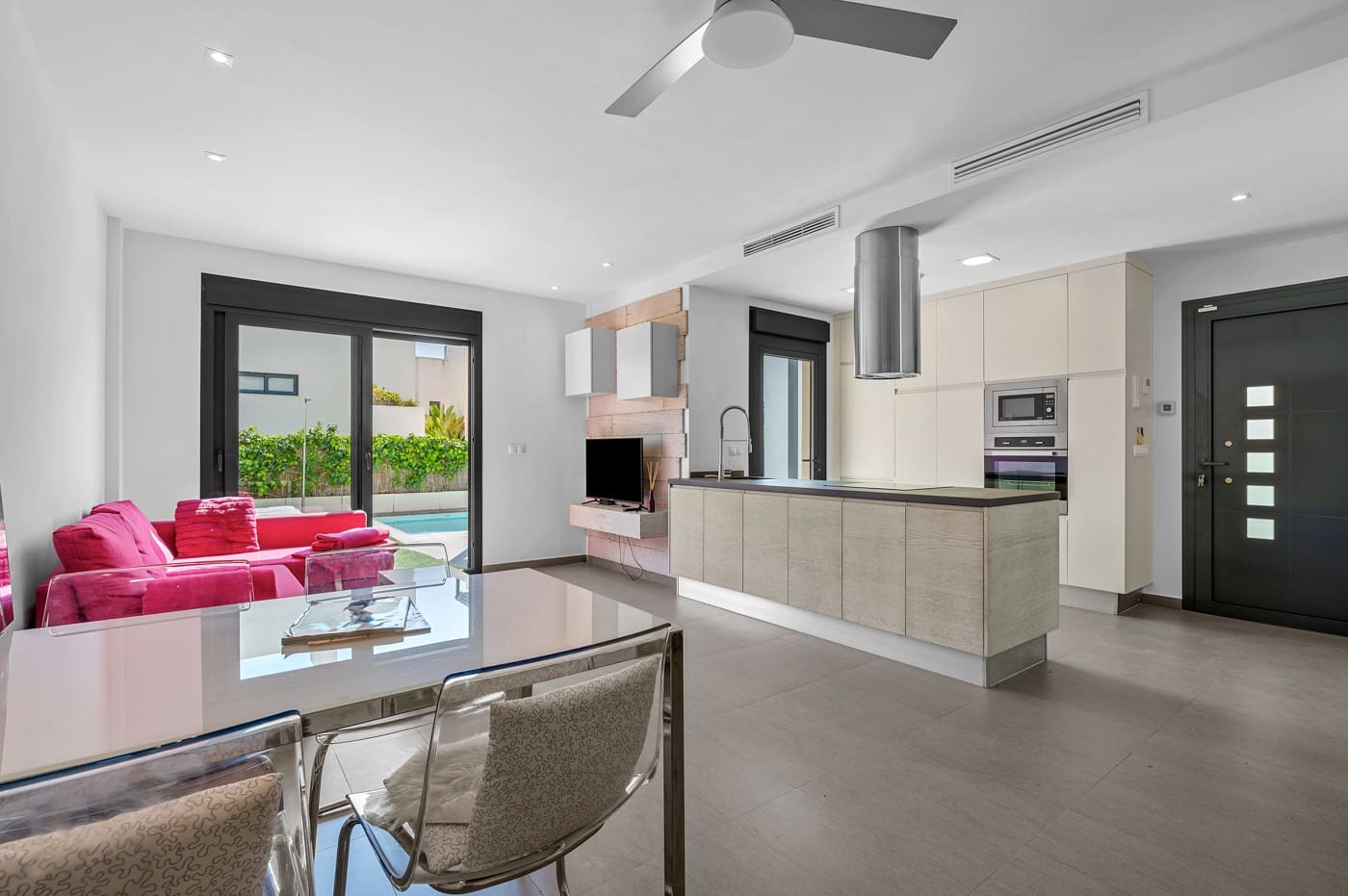 2 soveværelse Villa til salg i Ciudad Quesada med swimmingpool - € 379.000 (Ref: 9720590)