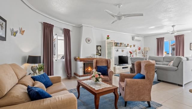 2 bedroom Villa for sale in Ciudad Quesada, Rojales with pool - € 365,000 (Ref: 9723868)