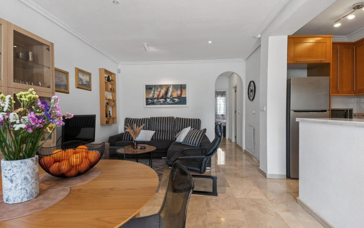 2 soverom Bungalow til salgs i Playa Flamenca med svømmebasseng - € 295 000 (Ref: 9725007)