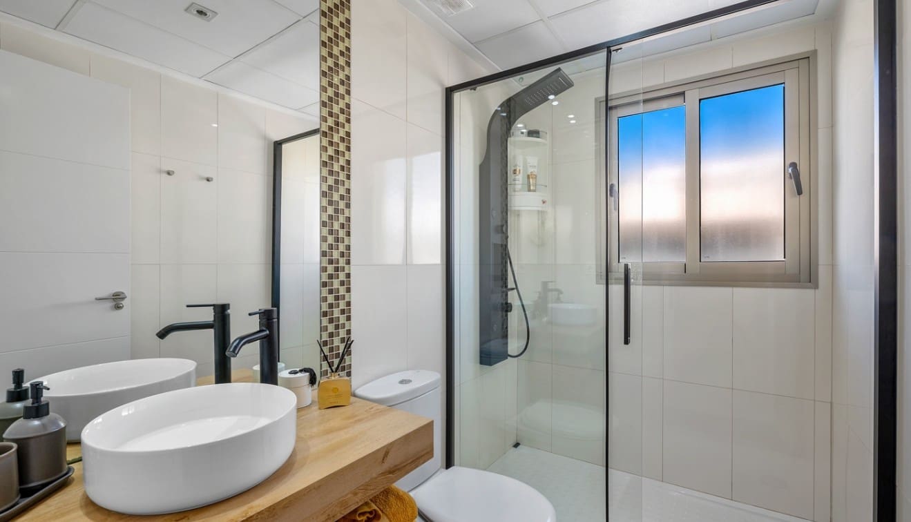 2 quarto Apartamento para venda em Ciudad Quesada com piscina - 249 000 € (Ref: 9727094)