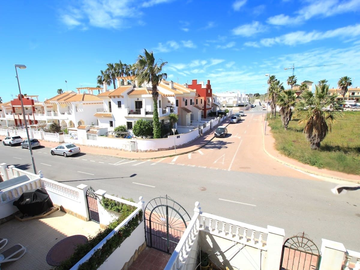 2 bedroom Apartment for sale in Ciudad Quesada with pool - € 169,950 (Ref: 9740101)