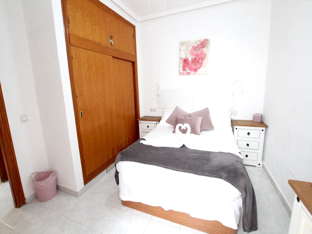 2 bedroom Bungalow for sale in Ciudad Quesada with pool - € 160,000 (Ref: 9740205)