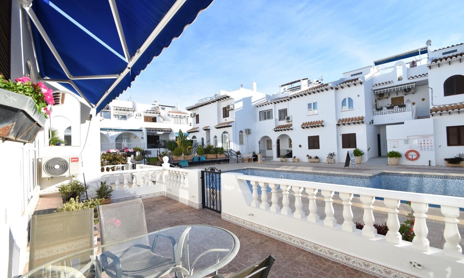 2 soveværelse Lejlighed til salg i Ciudad Quesada med swimmingpool - € 139.950 (Ref: 9752518)