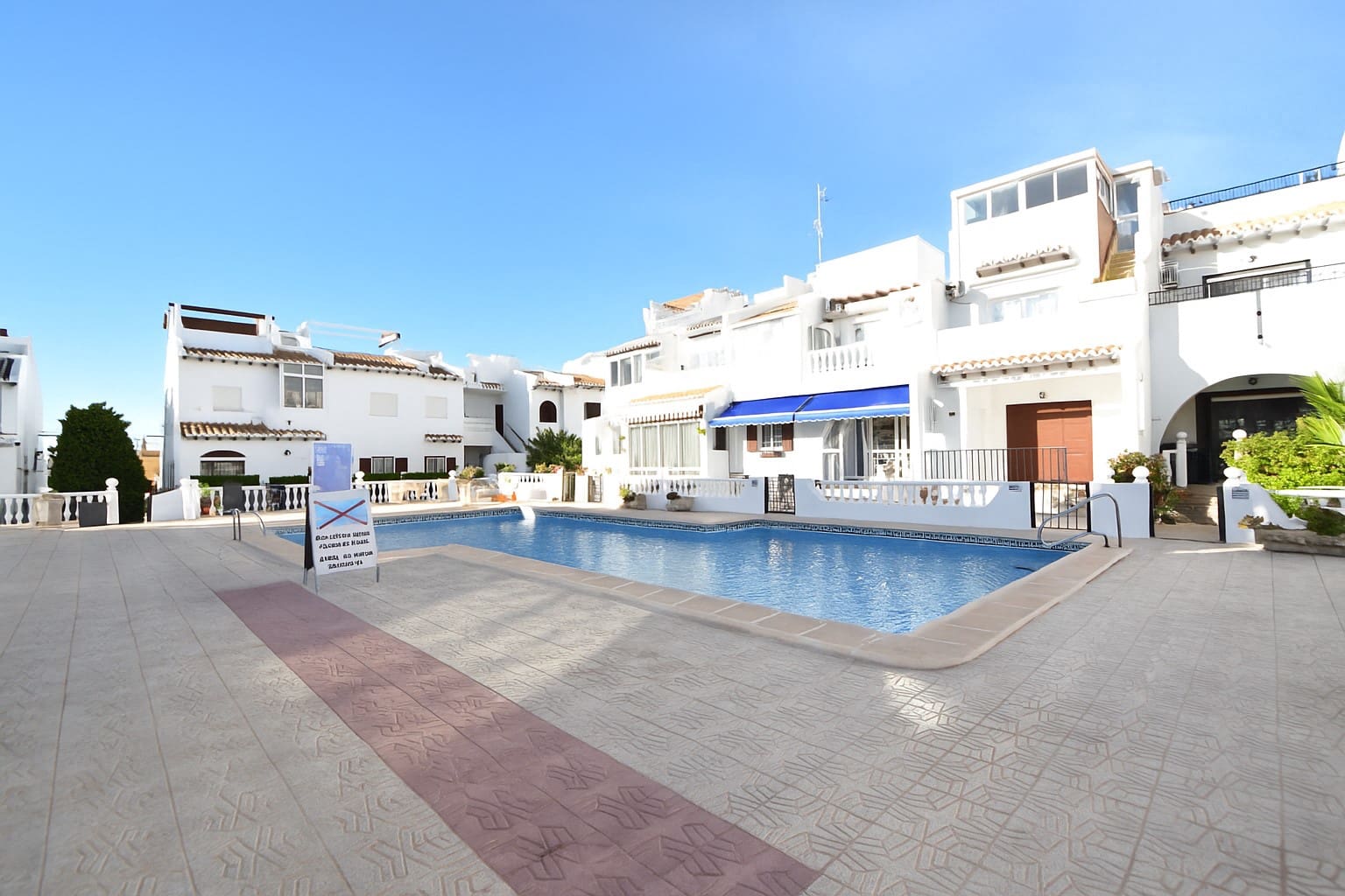 2 soveværelse Lejlighed til salg i Ciudad Quesada med swimmingpool - € 139.950 (Ref: 9752518)