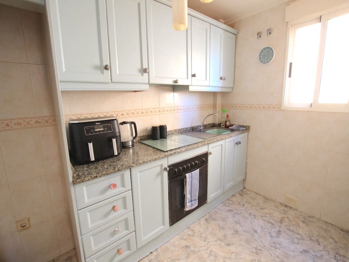 3 makuuhuone Huoneisto myytävänä paikassa La Zenia mukana uima-altaan - 185 000 € (Ref: 9756730)