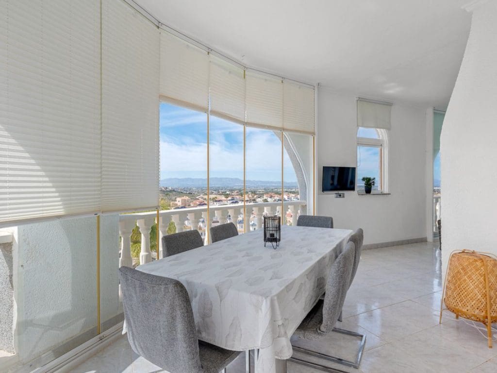 4 bedroom Villa for sale in Ciudad Quesada with pool - € 695,000 (Ref: 9758082)