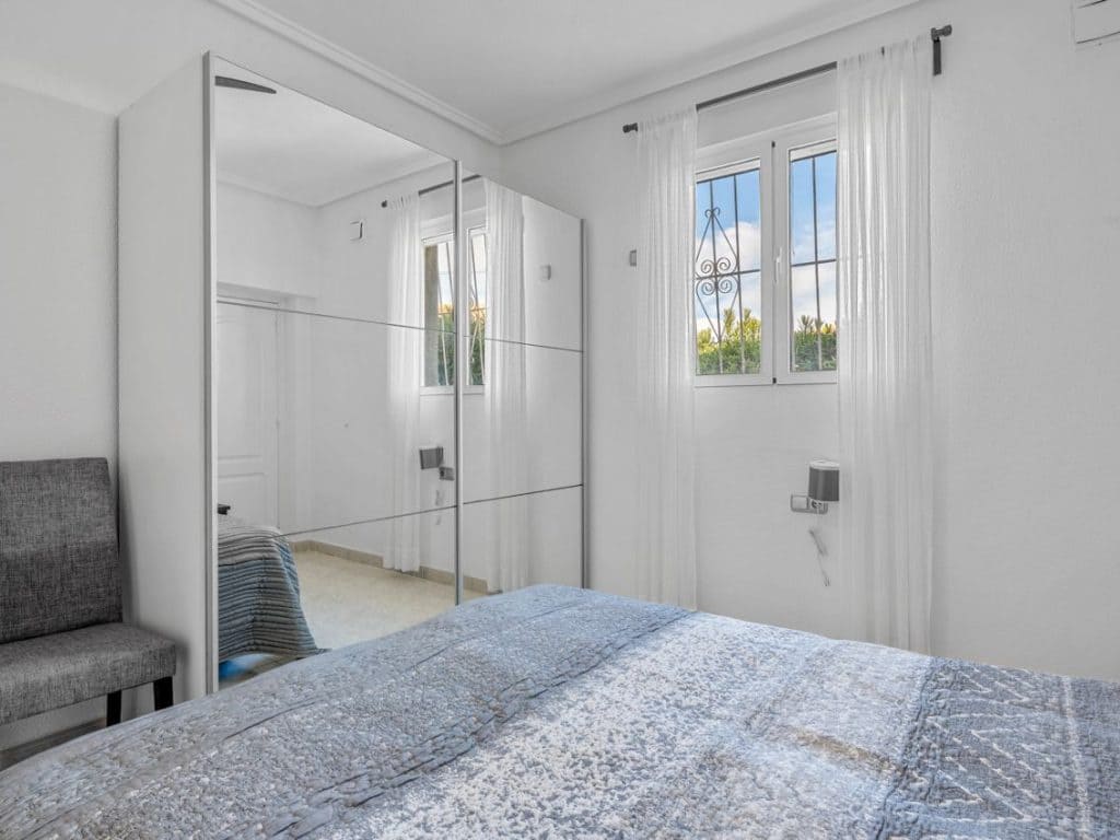 4 bedroom Villa for sale in Ciudad Quesada with pool - € 695,000 (Ref: 9758082)