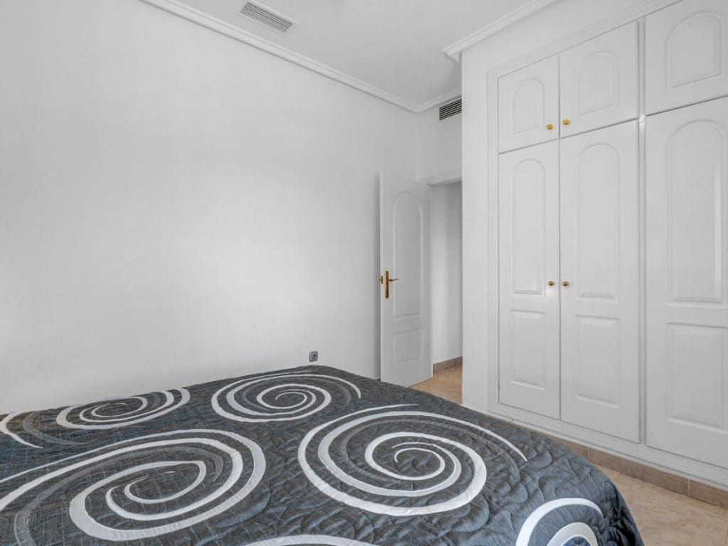 4 bedroom Villa for sale in Ciudad Quesada with pool - € 695,000 (Ref: 9758082)