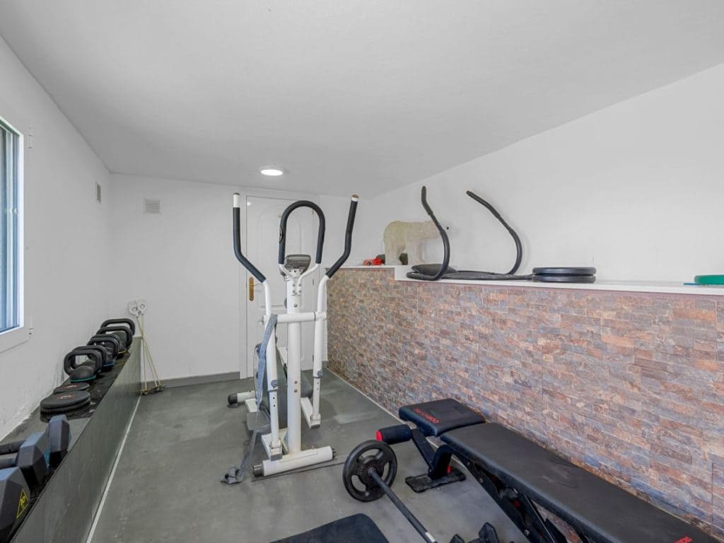 4 bedroom Villa for sale in Ciudad Quesada with pool - € 695,000 (Ref: 9758082)