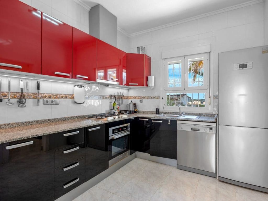 4 bedroom Villa for sale in Ciudad Quesada with pool - € 695,000 (Ref: 9758082)