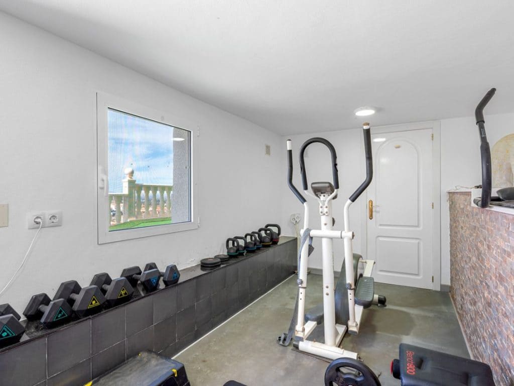 4 bedroom Villa for sale in Ciudad Quesada with pool - € 695,000 (Ref: 9758082)