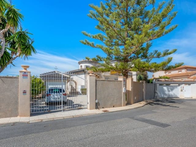 4 bedroom Villa for sale in Ciudad Quesada, Rojales with pool - € 695,000 (Ref: 9758082)