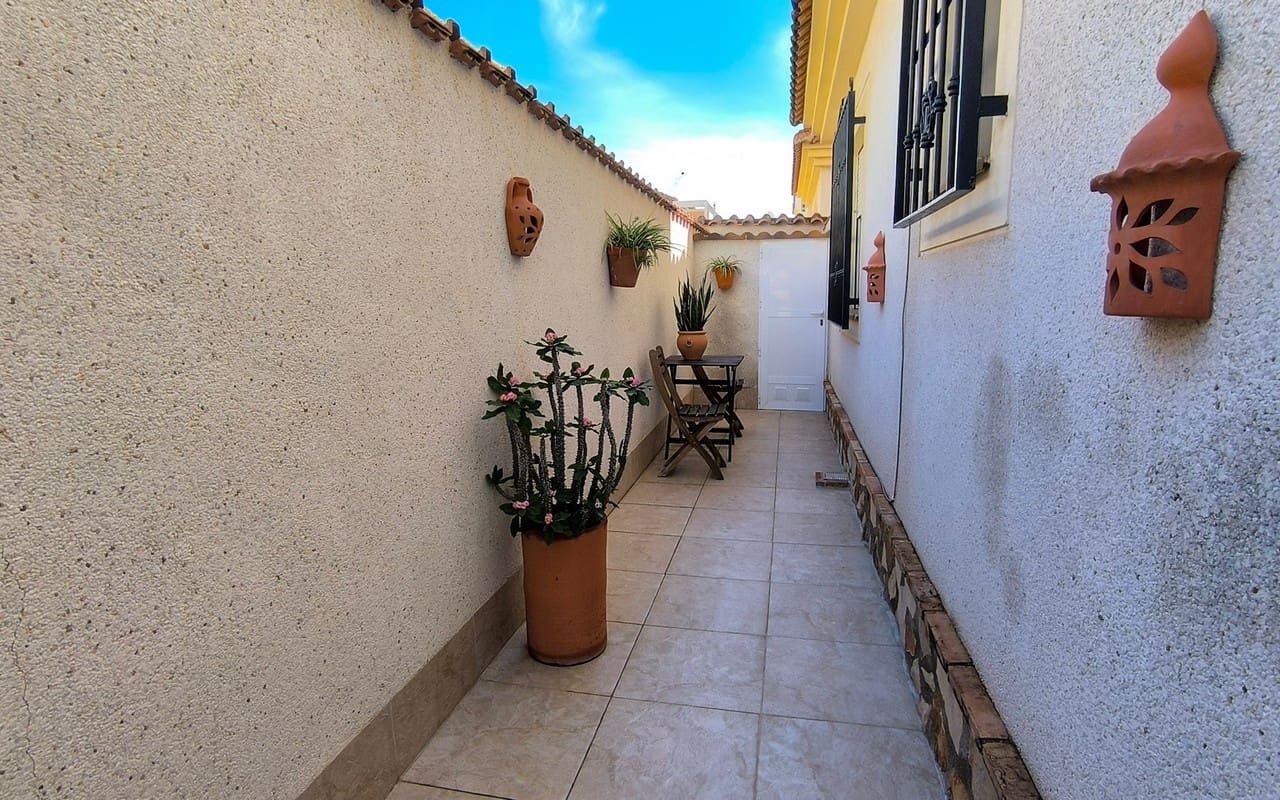 3 soverom Villa til salgs i Algorfa med svømmebasseng - € 235 000 (Ref: 9771848)