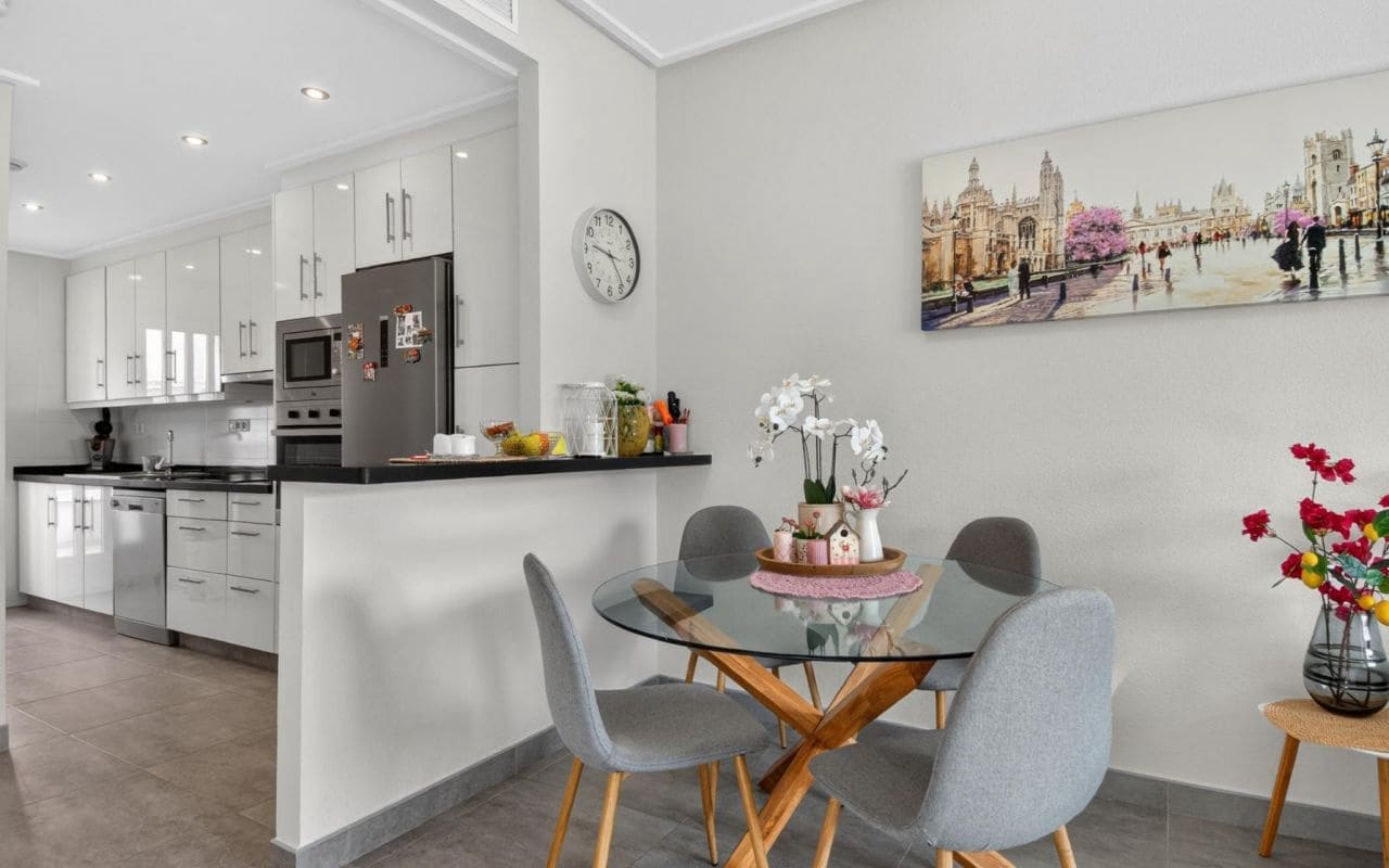 3 bedroom Townhouse for sale in Punta Prima with pool - € 349,000 (Ref: 9777114)