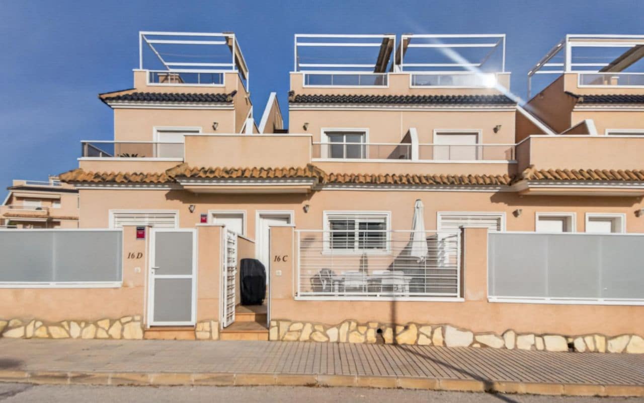 3 bedroom Townhouse for sale in Punta Prima with pool - € 349,000 (Ref: 9777114)