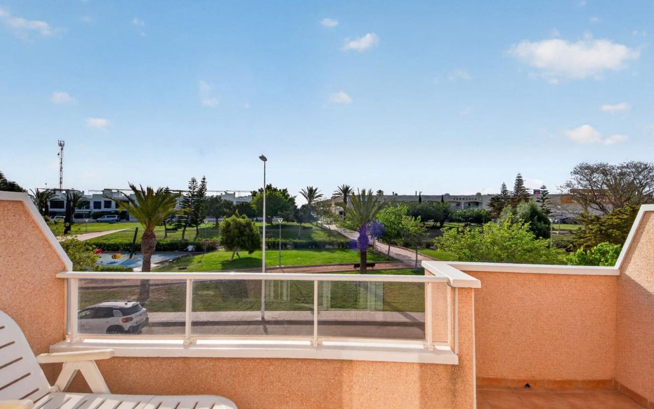 3 bedroom Townhouse for sale in Punta Prima with pool - € 349,000 (Ref: 9777114)