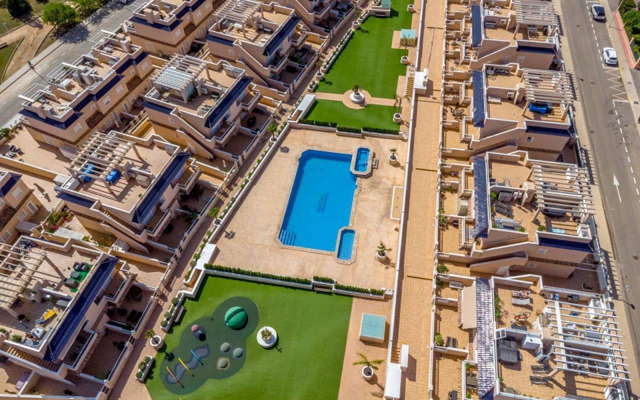 3 bedroom Townhouse for sale in Punta Prima with pool - € 349,000 (Ref: 9777114)