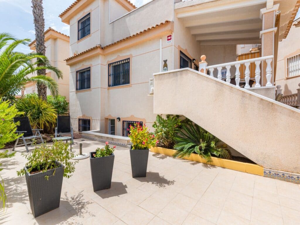 5 quarto Moradia para venda em Ciudad Quesada com piscina - 249 000 € (Ref: 9778647)