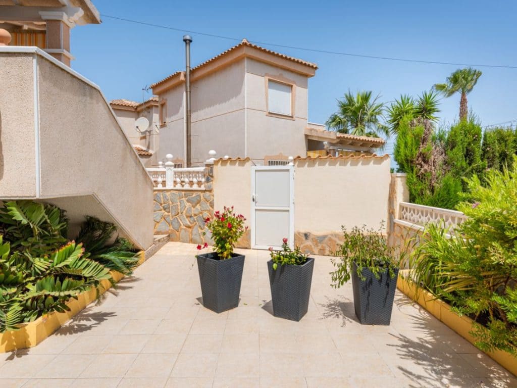 5 quarto Moradia para venda em Ciudad Quesada com piscina - 249 000 € (Ref: 9778647)