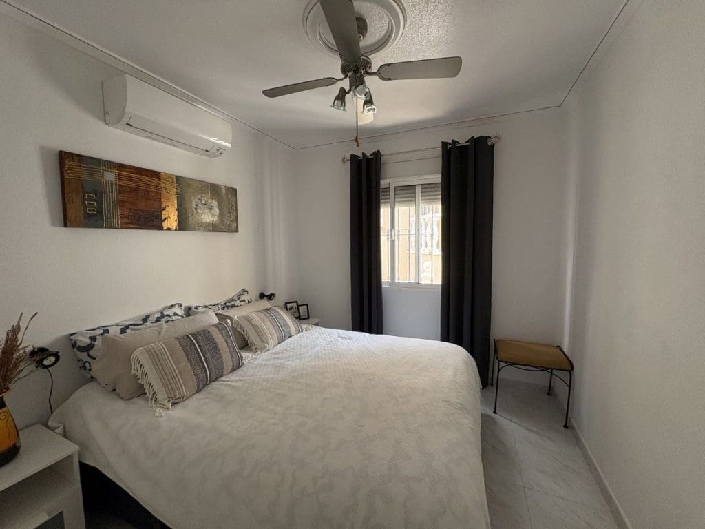 Chalet de 5 habitaciones en Ciudad Quesada en venta con piscina - 249.000 € (Ref: 9778647)