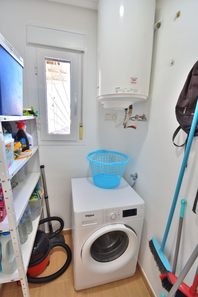 2 soveværelse Semi-Rækkehus til salg i Ciudad Quesada med swimmingpool - € 189.000 (Ref: 9787891)