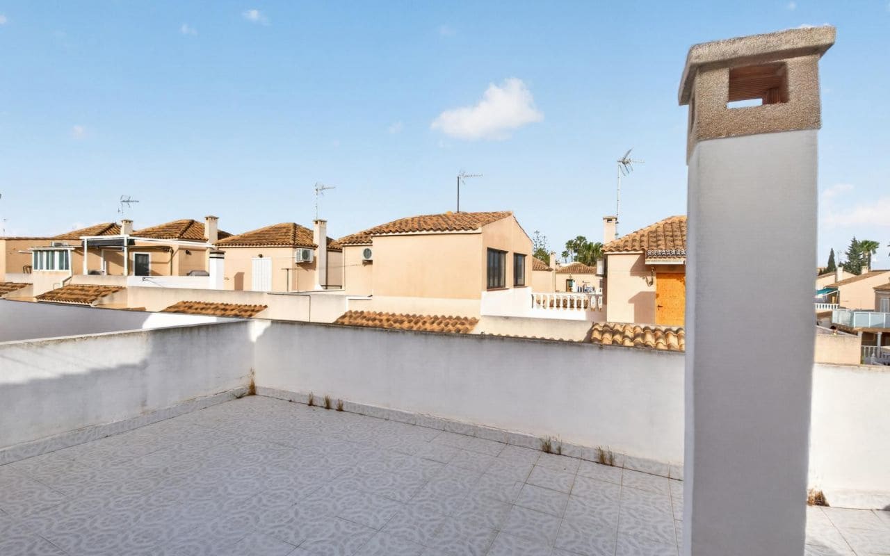 3 bedroom Townhouse for sale in Orihuela Costa with pool - € 215,000 (Ref: 9789433)
