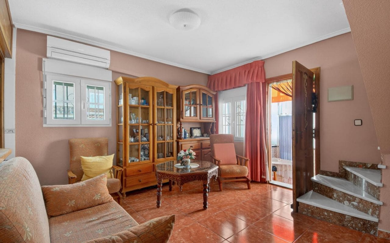 3 bedroom Townhouse for sale in Orihuela Costa with pool - € 215,000 (Ref: 9789433)