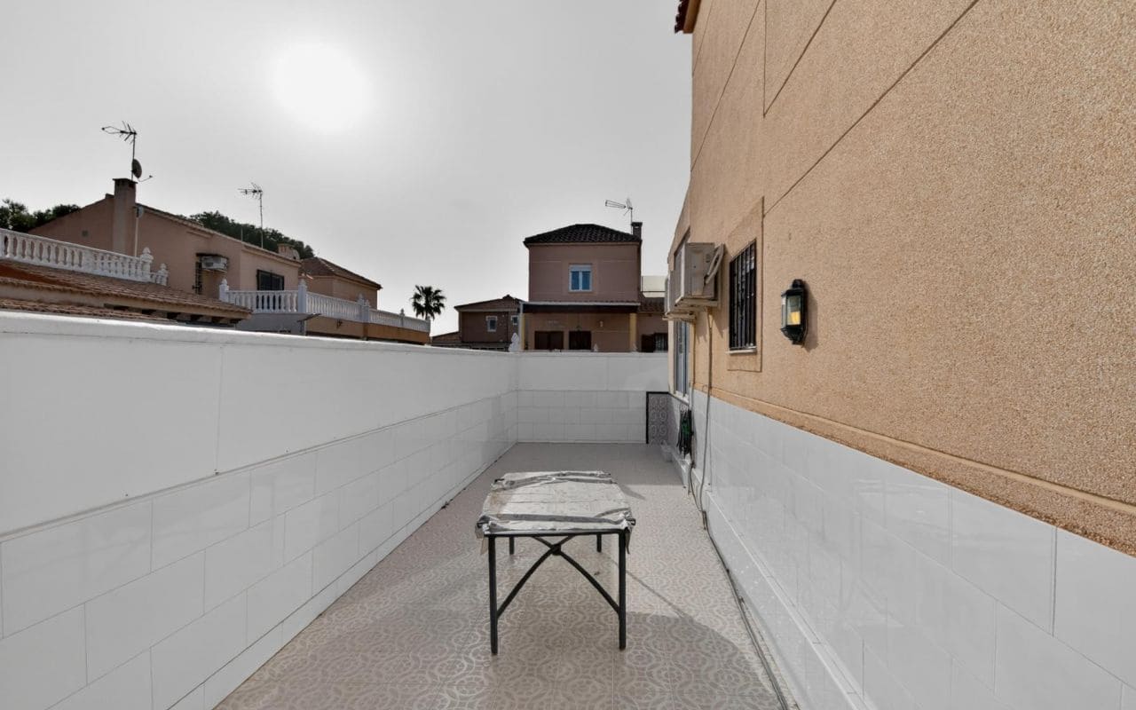 3 bedroom Townhouse for sale in Orihuela Costa with pool - € 215,000 (Ref: 9789433)